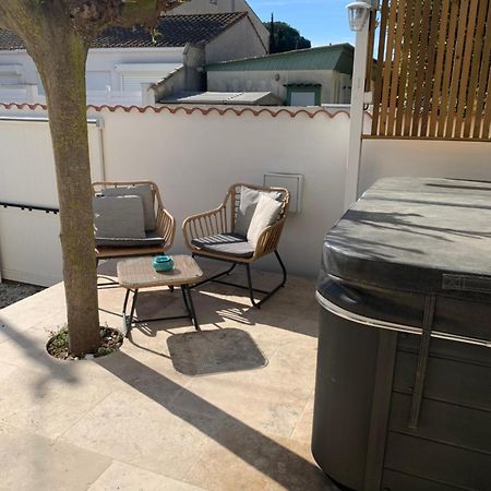 Villa L'Amiraute Agde Bagian luar foto